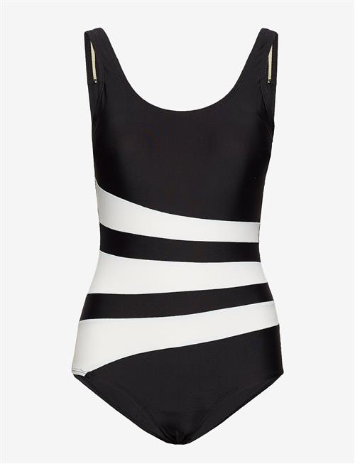 Wiki | Swimsuit Bianca Classic+ | 52
