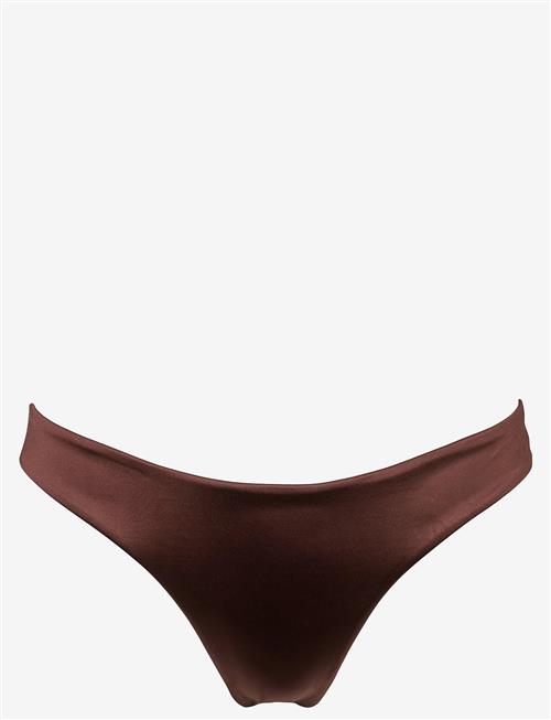 Missya | Fiji Brazilian | 38