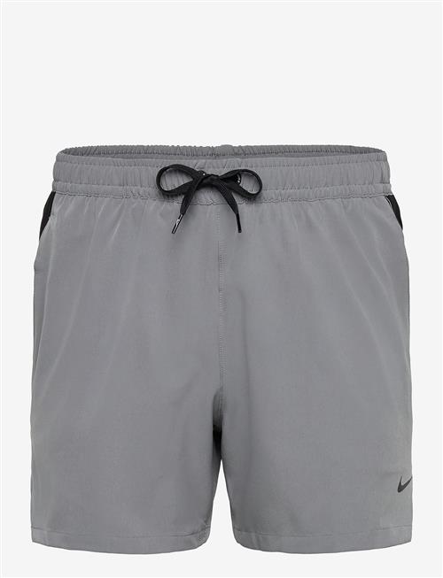 NIKE SWIM | Nike Contend Essential 5" Volley Short | XL