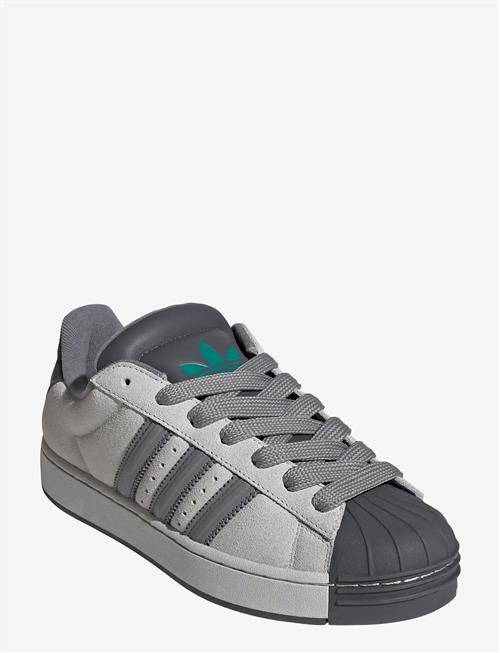 adidas Originals | Superstar St | 45 1/3