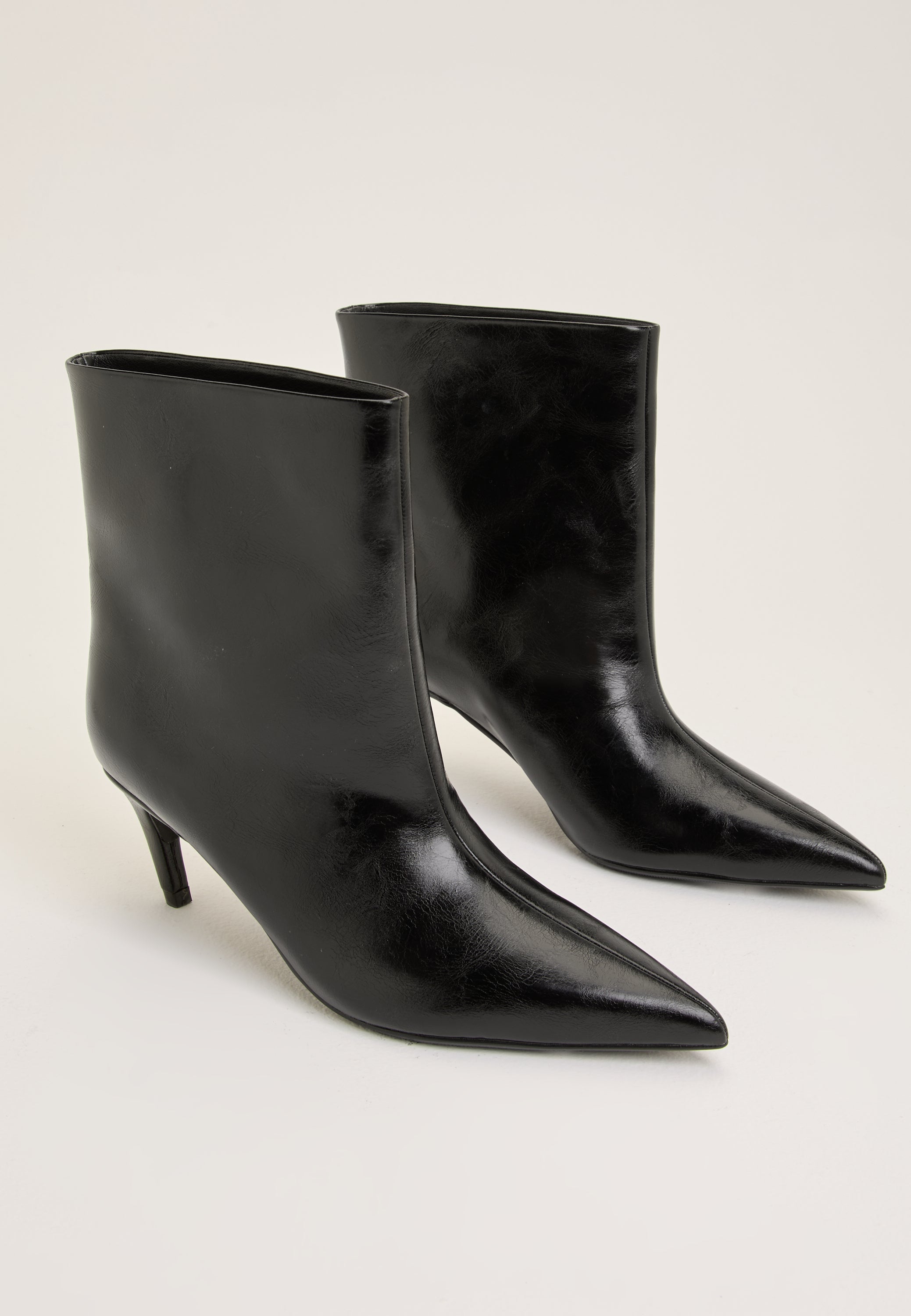 BUBBLEROOM Pointy Boot